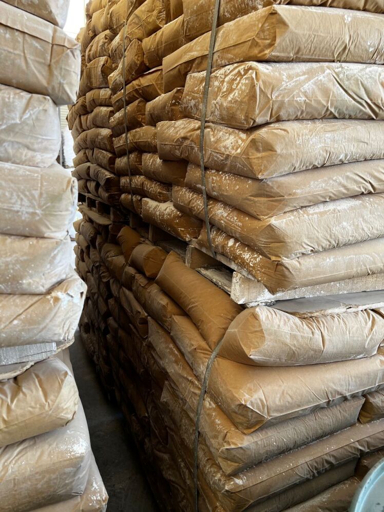 پودر کربنات کلسیم صنعتی | ویژگی‌ها، کاربردها و راهنمای خرید