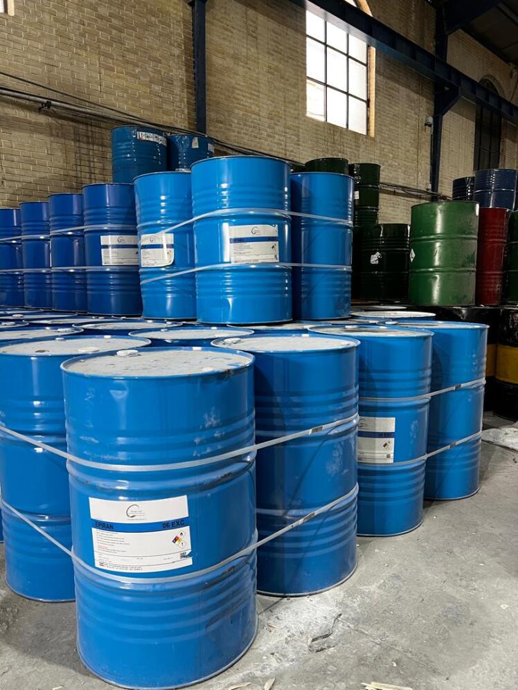 رزین پلی استر در تولید سنگ مصنوعی؛ ستون اصلی کیفیت و دوام