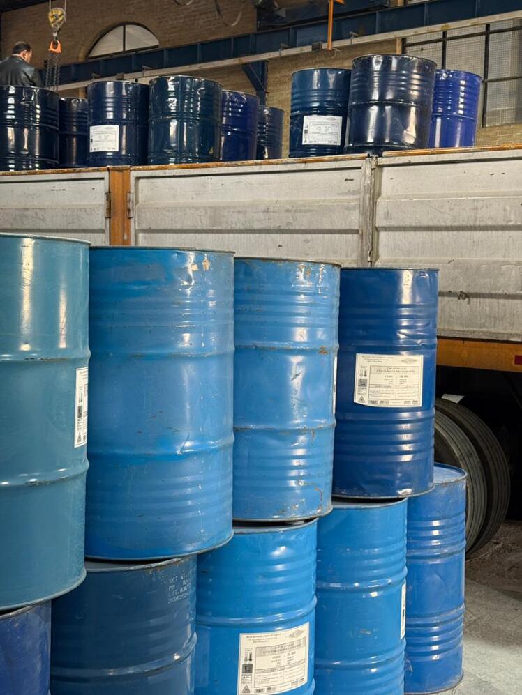 رزین پلی استر چیست؟ راهنمای جامع، کاربردی و تخصصی خرید رزین پلی استر