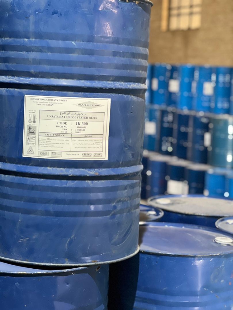 رزین کیتون 300 و نقش کلیدی آن در تولید سینک گرانیتی؛ چرا بهترین انتخاب تولیدکنندگان است؟